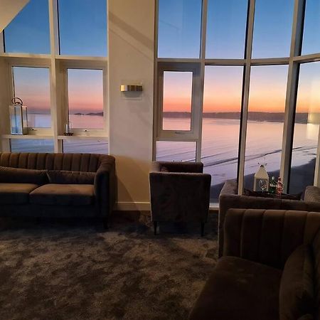 The Panoramic - The Finest Apartment In The City - By Tifa Stays Свонсі Екстер'єр фото